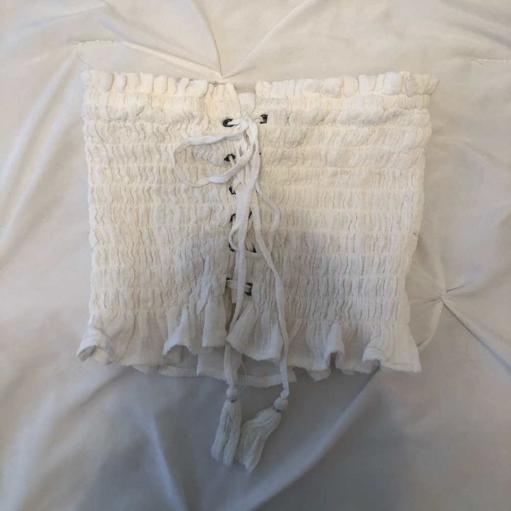 AMERICAN EAGLE SLEEVELESS TOP